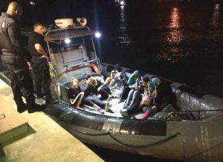 Coastguard detains 26 undocumented Venezuelans