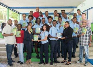 Port St. Maarten and SXM Airport sponsor 1,000 HYPE Agendas for MPC students