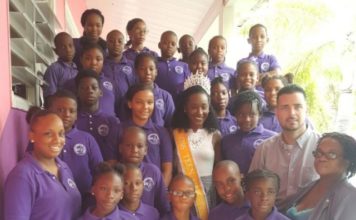 Teen Queen visits MLK