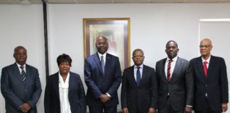 Governor Holiday swears in five new members of the Supervisory Board Directors of the Central Bank of Curacao and Sint Maarten