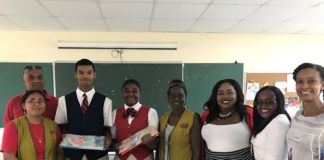 Charlotte Brookson Academy of the Preforming Arts Thank the Tzu Chi Foundation for their heartfelt contribution.