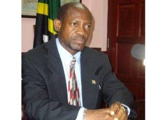 Abuse of Hurricane Fund will be investigated; Opposition leader says 4,000 passports in 6 months puts pressure on CIP