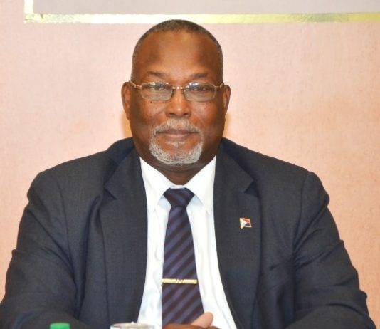 Felicitaciones de Navidad 2017 por el Primer Ministro de Sint Maarten Rafael Boasman