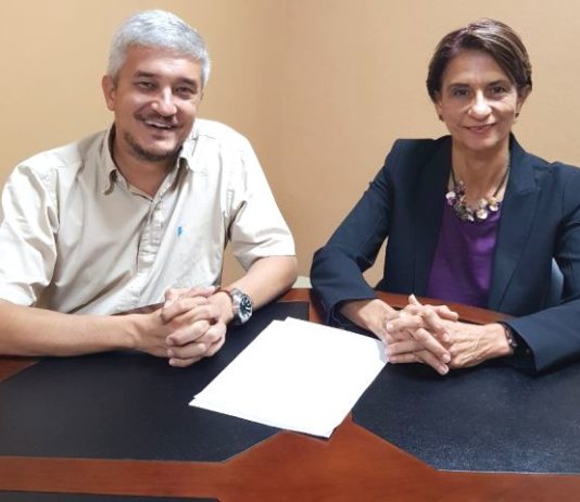 Demócratas Unidos hacen historia