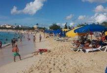 Nature Foundation Records Large Amount of Trash Left on Beaches after Easter Holidays.