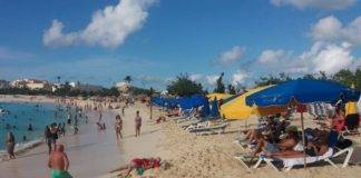 Sarah wants to hear from the Central Bank of Curacao and St. Maarten regarding parliament’s motions on Mullet Bay.