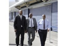 JUNTA DIRECTIVA DA AL MINISTRO DEL TEATT UN RECORRIDO POR LAS EDIFICACIONES DEL AEROPUERTO INTERNACIONAL DE JULIANA