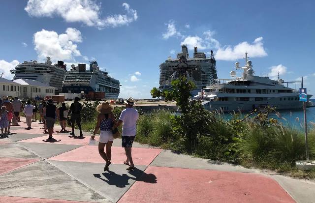 Ships in PORT for PAMAC