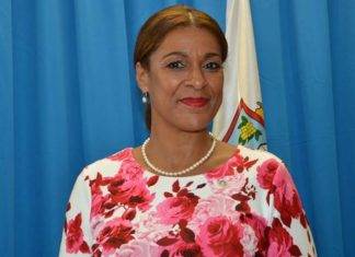 La UNESCO dona $ 50,000 a la educación pública de St. Maarten