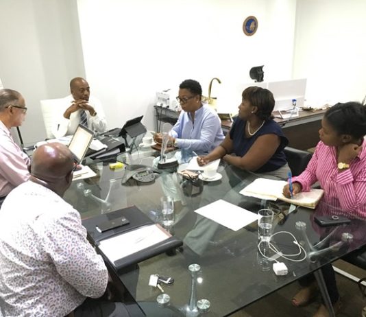 El aeropuerto SXM inicia reuniones con sus socios comenzando con Anguila