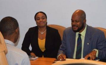 Minister Miklos Giterson meets with NV GEBE Management