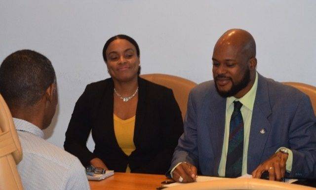 Minister Miklos Giterson meets with NV GEBE Management