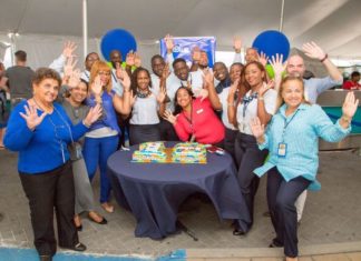 JETBLUE CELEBRATES 10 YEARS OF SERVICE TO ST. MAARTEN