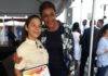 Minister Wuite hands out certificates to students