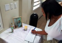 Amigos y colegas asistieron al Memorial a Jack Monsanto