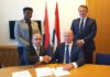 Minister Ferrier and State Secretary Knops sign 50 Million Guilder liquidity support loan