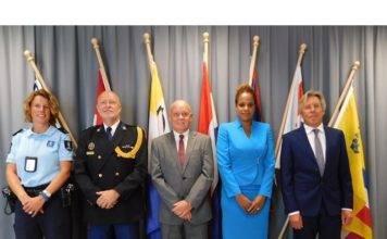 Members “Financial Top X” sign covenant