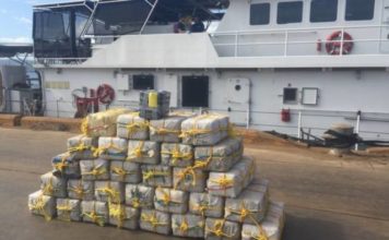US Coast Guard arrests three suspected smugglers and seizes 900 kilos of cocaine in Caribbean Sea drug bust