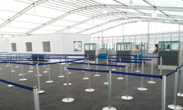 ACTUALIZACIÓN: Aeropuerto SXM abrió el viernes, el pabellón de llegada temporal