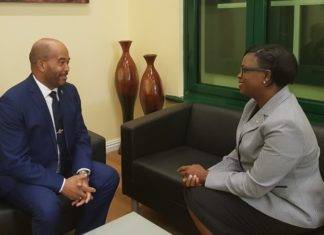 Prime Minister Romeo-Marlin receives presentation on Integrity Bureau of Curacao and holds discussions on Central Bank