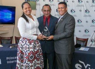 Stefania Kong-Gumbs Wins Award of Excellence at 12th Annual Is-Lands’ Airport Safety Conference