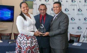 Stefania Kong-Gumbs Wins Award of Excellence at 12th Annual Is-Lands’ Airport Safety Conference