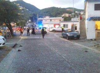 Male victim seriously ill-treated with a knife