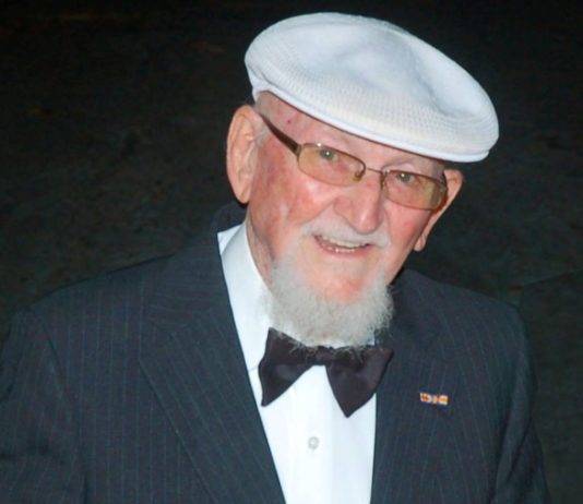 Schoolboy in Wartime – Memories of My Early Years by Gerard van Veen, World War II