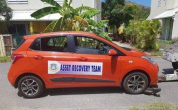 Suspect renounces right to vehicle, pays transaction