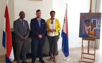 Minister Johnson visits St. Maarten House, says “strengthening TEATT’s NL link is vital”