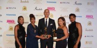CARIBBEAN AIRLINES WINS TWO AWARDS AT THE WORLD TRAVEL AWARDS 2018