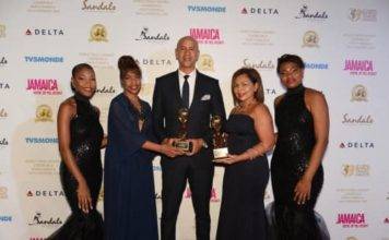 CARIBBEAN AIRLINES WINS TWO AWARDS AT THE WORLD TRAVEL AWARDS 2018