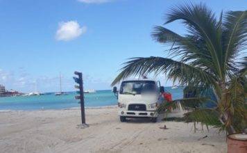 Nature Foundation Applauds Legal Decision to Not Allow Parking on Great Bay Beach Despite Ongoing Trend of Increase in Parking on Kim Sha Beach