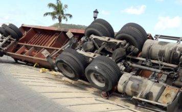 UPDATE * Trailer truck turn over on Kruytoff Roundabout