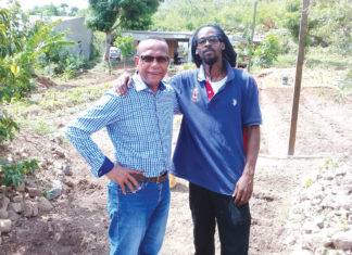Minister of ECYS Mr Wycliffe Smith shows positive support toward SXM Agricultural Research and Development Center
