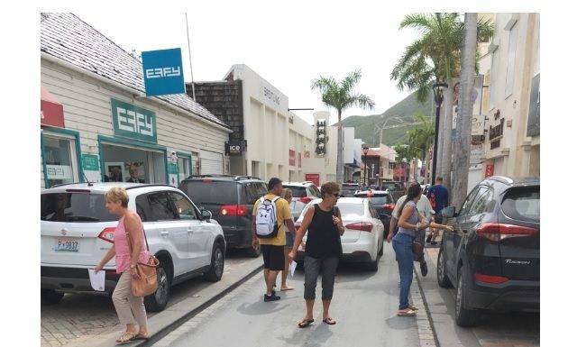 Police and public prosecutor to tackle illegal parking