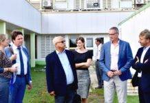 Weekers and Gumbs pleased with new hospital plans