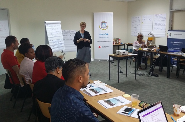 Dutch Caribbean islands strengthen cooperation to protect children during emergencies