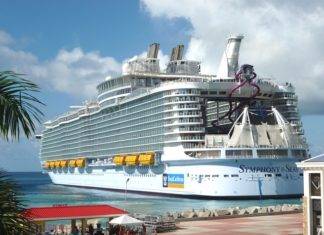 Royal Caribbean International Symphony of the Seas makes inaugural call.