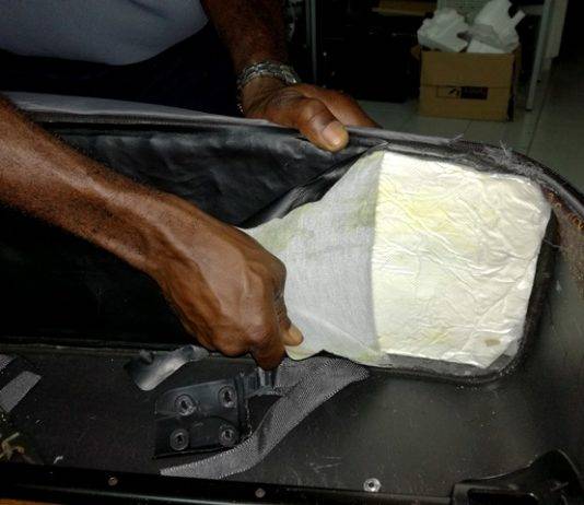 Custom on PJIA intercepted cocaine and raw cash