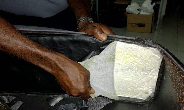 Custom on PJIA intercepted cocaine and raw cash