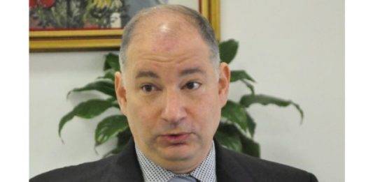 AMERICAN AIRLINES GOES CASHLESS IN ST. MAARTEN