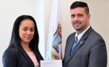 BIP SXM submits Multi-Annual Budget & Policy Plan 2019-2023 to Minister of TEATT