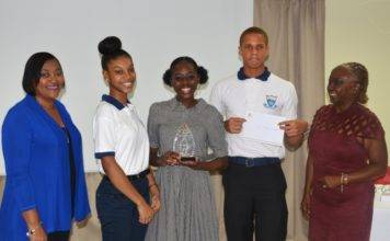 St. Maarten Academy wins Best School Ombudsman