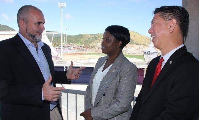 Prime Minister Romeo-Marlin signs Grant Agreement for Debris and Landfill project
