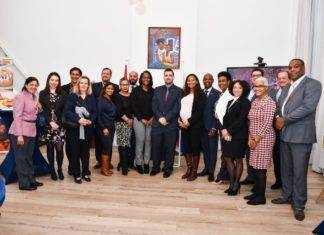 Johnson meets regional Ambassadors in Holland