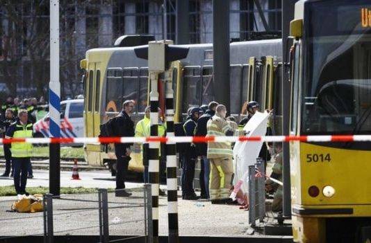 BBC: Utrecht shootings: Hunt for gunman after attack on tram