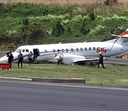 BREAKING NEWS: Crash landing at Melville Hall