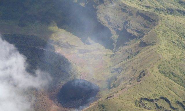 Effusive Eruption at La Soufrière, St. Vincent Dec 2020