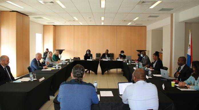St. Maarten government representatives meet with State Secretary Knops